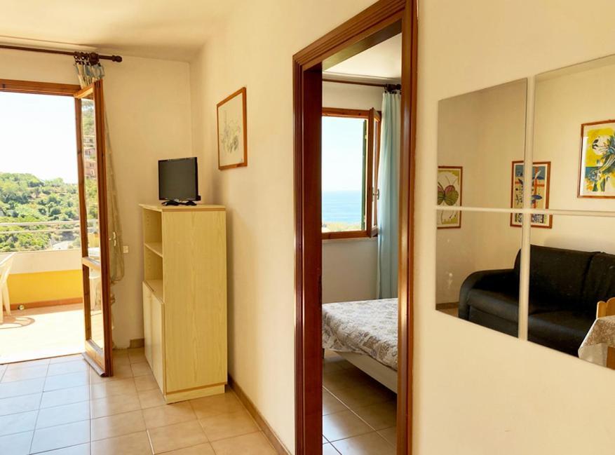 Capoliveri Appartamento Panoramico Con Terrazzo Экстерьер фото